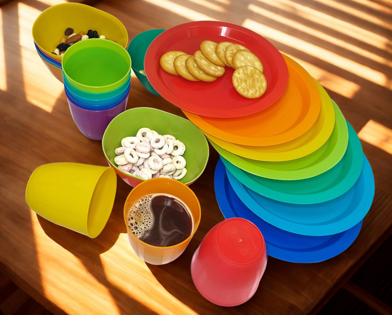 Fingey 24-Piece Plastic Plates & Tumblers Set – Microwave Safe, Assorted Colours | Pack of 8 Plates & 8 Tumblers for Garden & Picnic