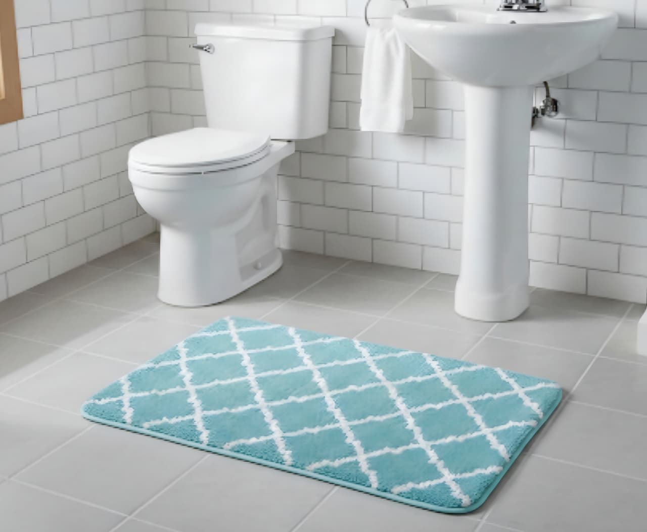FurnitureXtra Microfiber Anti-Slip Bath Mat – 45×75cm, Aqua Cross, Rubber-Backed